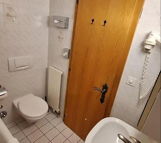 Centre Thermal - Sud Terrasse Apartament *